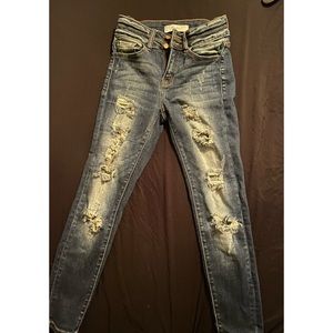 KanCan Ripped Skinny Jeans